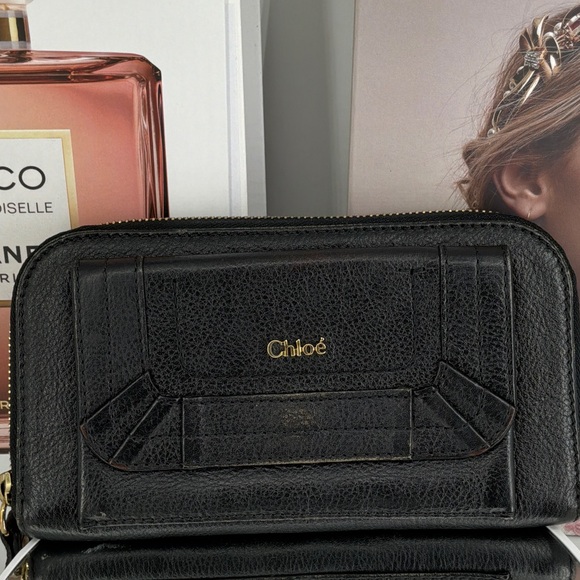Chloé Black Portefeuille Leather Wallet with Chloe COA - Picture 2 of 12